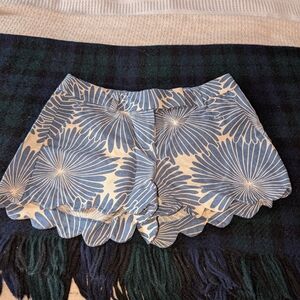 Preppy Blue Floral Scallop Hem Linen & Cotton Women's Shorts